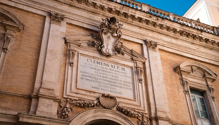 Zijkant van een museum in Rome